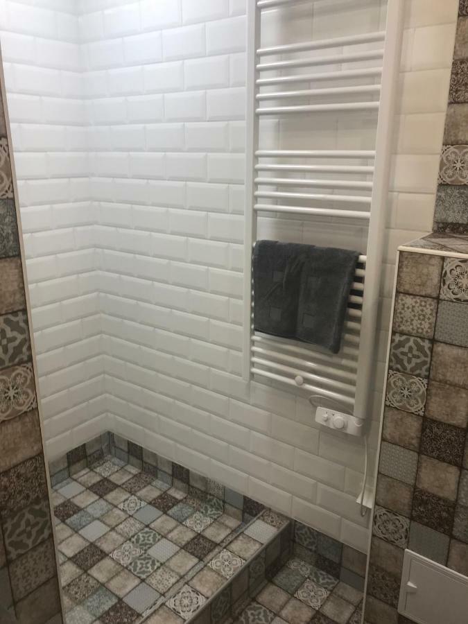 Aradi Apartman Pecs Ngoại thất bức ảnh