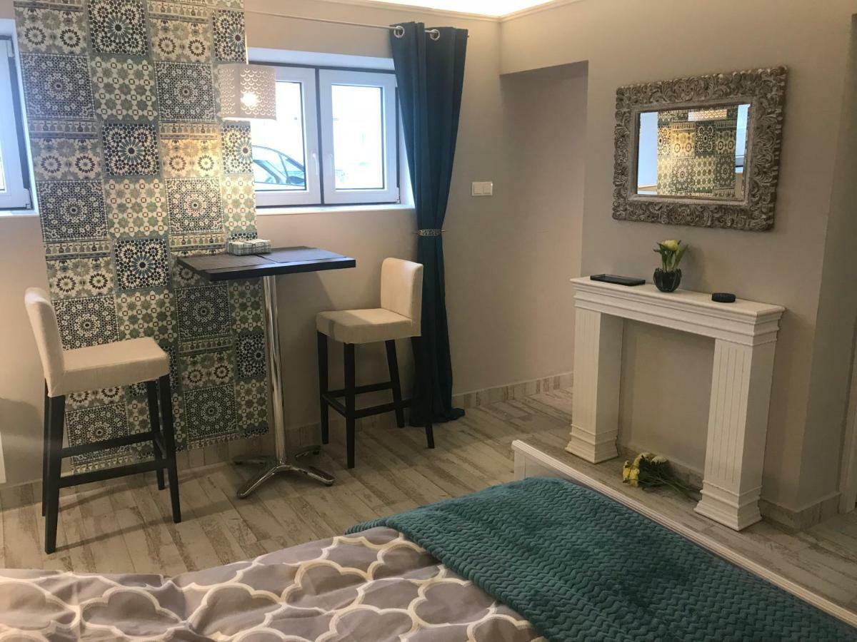 Aradi Apartman Pecs Ngoại thất bức ảnh